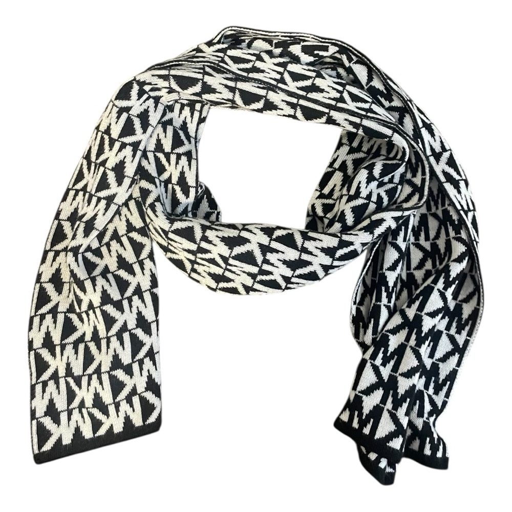 Michael Kors Black and White Geometric Scarf